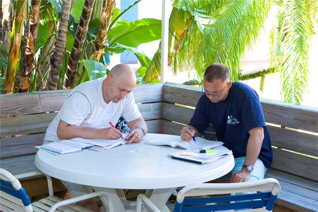  Studying outside at LAL Fort Lauderdale